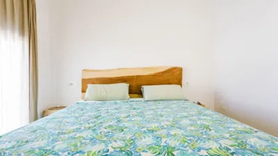 Terraced house on Calle Santa Cecilia, No. > photo 4