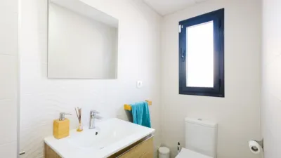 Terraced house on Calle Santa Cecilia, No. > photo 11