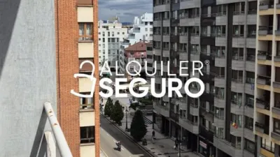 Piso en alquiler en Centro y Casco Histórico, Pumarín-Teatinos (Oviedo) de 1.450 €<span>/mes</span>