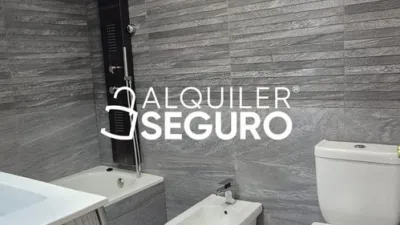 Piso en alquiler en Centro y Casco Histórico, Pumarín-Teatinos (Oviedo) de 1.450 €<span>/mes</span>