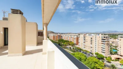 Penthouse on Calle del Tridente photo 9