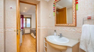 Apartment on Calle de Mira el Sol, No. > photo 18