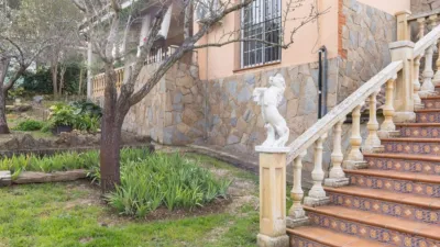 Detached house on Avenida de los Pioneros, no. > photo 34