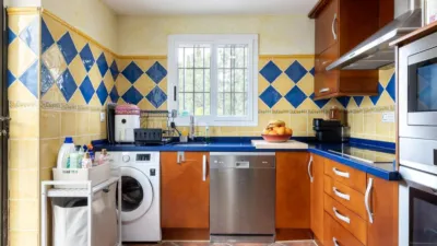 Detached house on Avenida de los Pioneros, no. > photo 17