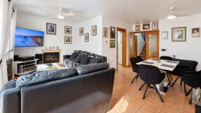 House in Urbanizations photo 5