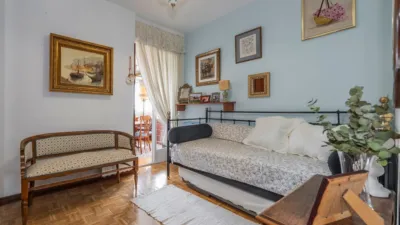 Flat on Calle de Caleruega, No. > photo 12