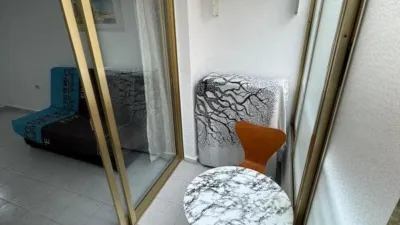 Studio on Monteagudo Street, No. > photo 21