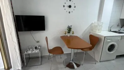 Studio on Monteagudo Street, No. > photo 8