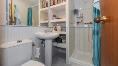 Flat on Calle de Caleruega, No. > photo 15