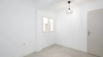 Flat on Espronceda Street, No. > photo 10