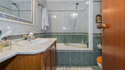 Flat on Calle de Caleruega, No. > photo 16