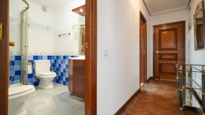 Duplex on Luis Vélez de Guevara Street, No. photo 31