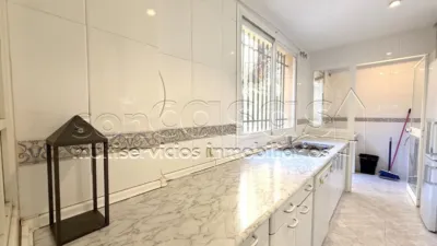 Townhouse in Chamartín photo 18
