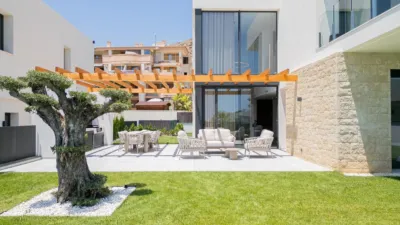 Apartment in Sierra Cortina photo 2
