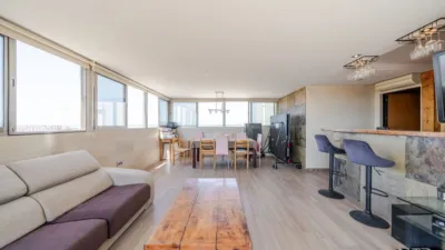 Duplex penthouse on Carrer Lérida, nº > photo 7