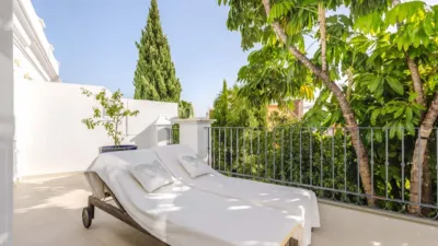 Townhouse on Calle del Priorato, No. > photo 33