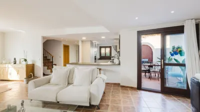 Townhouse on Calle del Priorato, No. > photo 19