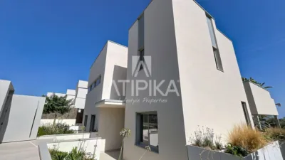 House in La Plana photo 68