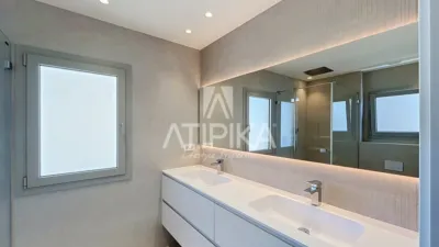 House in La Plana photo 42