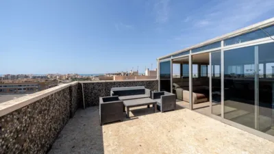 Duplex penthouse on Carrer Lérida, nº > photo 2