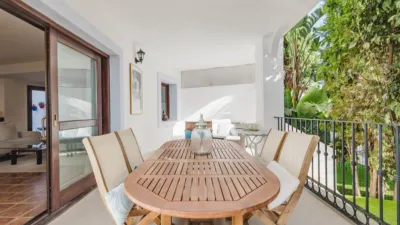 Townhouse on Calle del Priorato, No. > photo 13