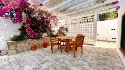 Chalet in Las Rotas photo 9