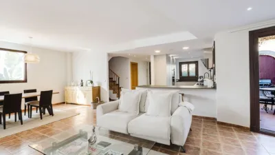 Townhouse on Calle del Priorato, No. > photo 18