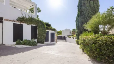 Townhouse on Calle del Priorato, No. > photo 44