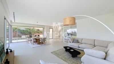 House in La Plana photo 12