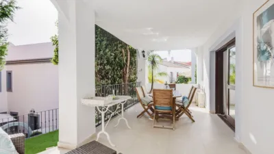 Townhouse on Calle del Priorato, No. > photo 14