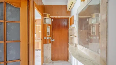 Apartment on Doctor Bergez Street, No. > photo 10