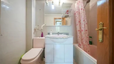 Flat on Enrique Moyano Street, No. > photo 16