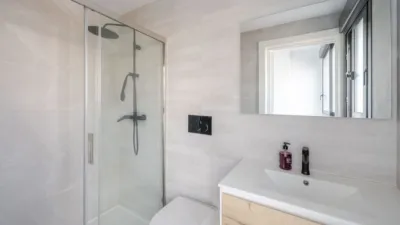 Apartment on Calle de Ramón Gallud, No. > photo 15