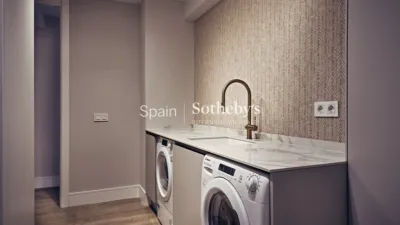 Apartment on Calle de Padilla photo 24