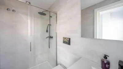 Apartment on Calle de Ramón Gallud, No. > photo 16