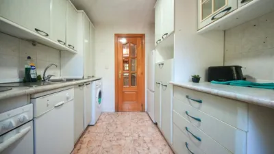 Flat on Enrique Moyano Street, No. > photo 9