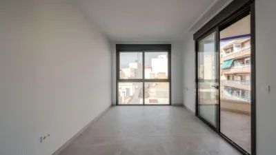 Apartment on Calle de Ramón Gallud, No. > photo 2