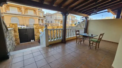 Terraced house on Calle de Noria Pino, 1 photo 4
