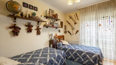 Flat on C. del Eucalipto, nº photo 12