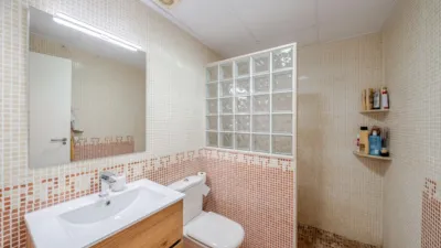 Semi-detached house on C. Uruguay, nº photo 24