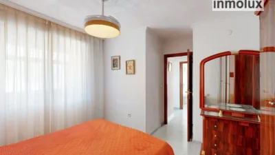 Apartment on Calle de Aaiún photo 11