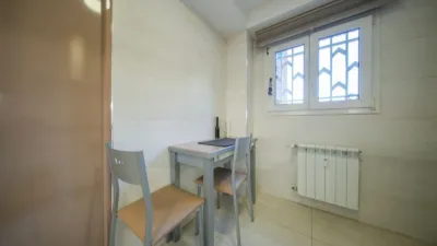 Apartment on Paseo de la Alameda de Osuna, No. > photo 17
