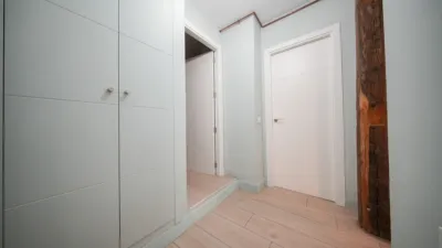Apartment on Calle de Granada, No. > photo 20