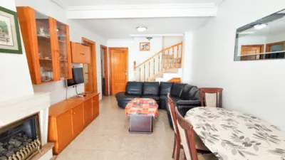 Terraced house in Playa Flamenca-Las Piscinas photo 4