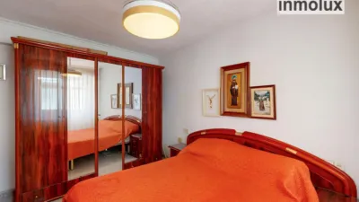 Apartment on Calle de Aaiún photo 12