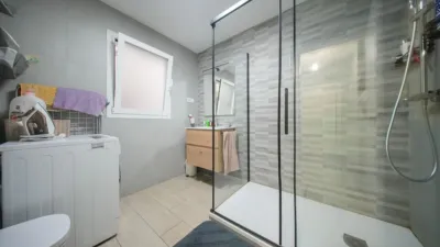 Apartment on Calle de Granada, No. > photo 23