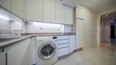 Apartment on Paseo de la Alameda de Osuna, No. > photo 18
