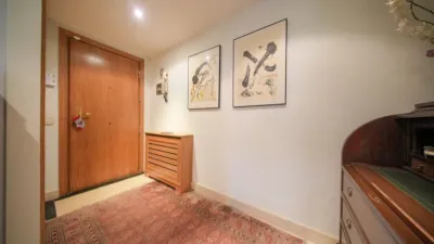 Apartment on Paseo de la Alameda de Osuna, No. > photo 11