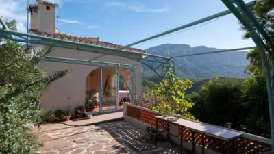 Chalet in Les Rotes photo 3