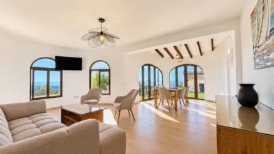 Chalet in Urbanizations photo 2
